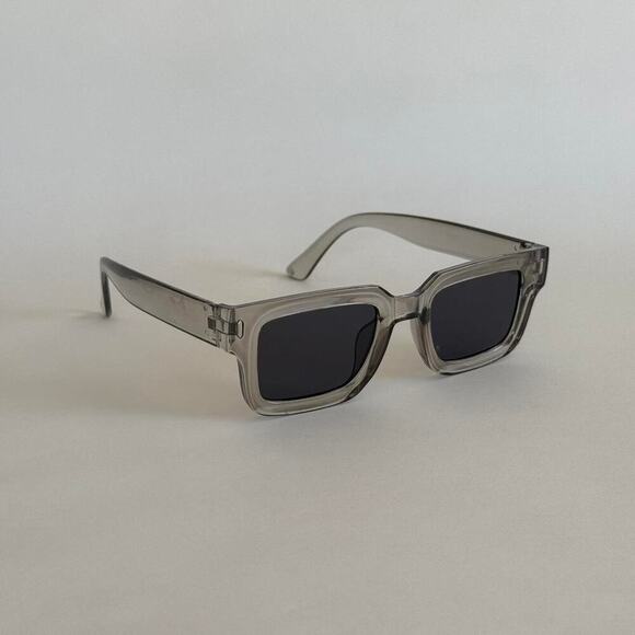 Grey oversized square sunglasses - Picture 3 of 8